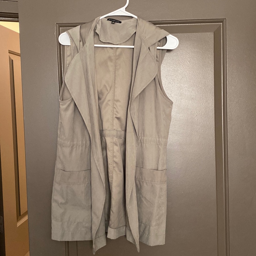 Women’s army green vest